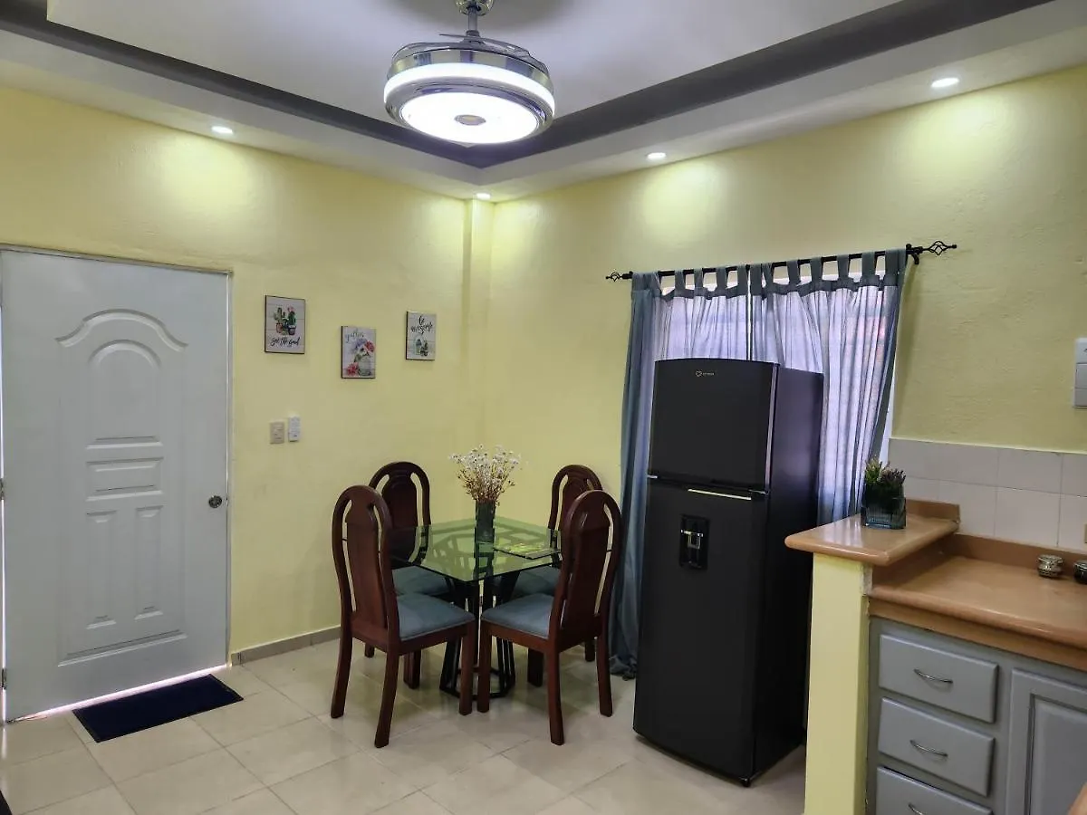 Apartamentos Melya Cerca De La Playa Caleta location